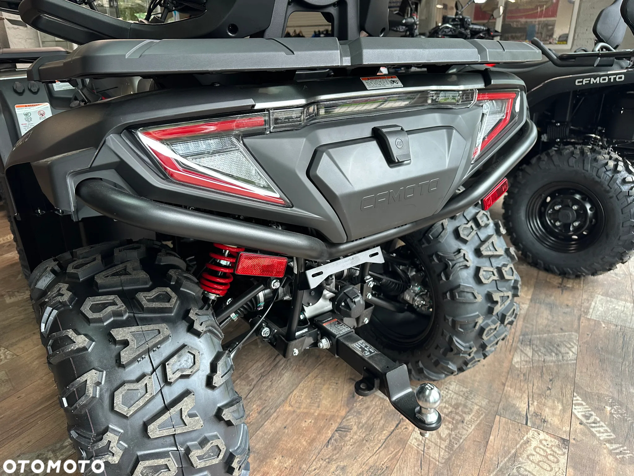 CFMoto CForce - 6