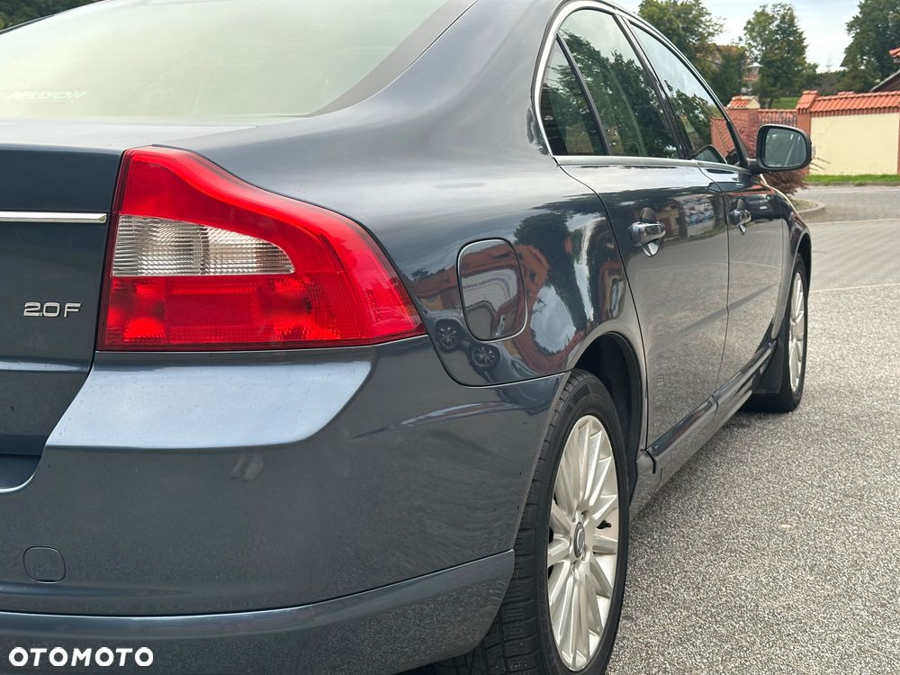 Volvo S80 2.0F Momentum - 10