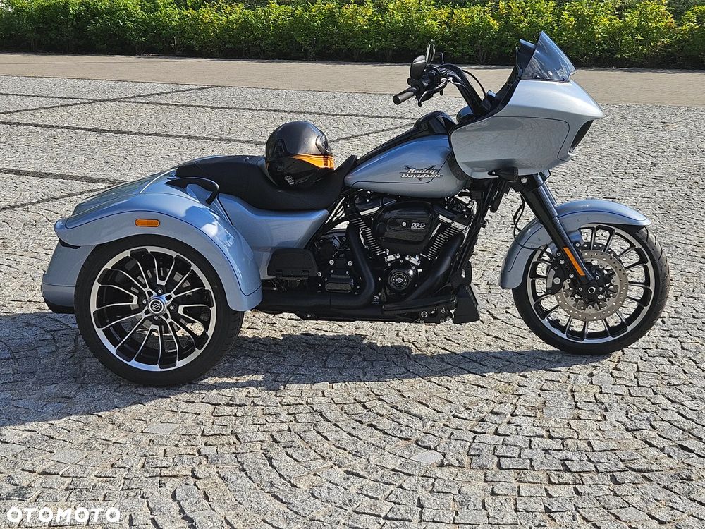 Harley-Davidson Trike Freewheeler - 26