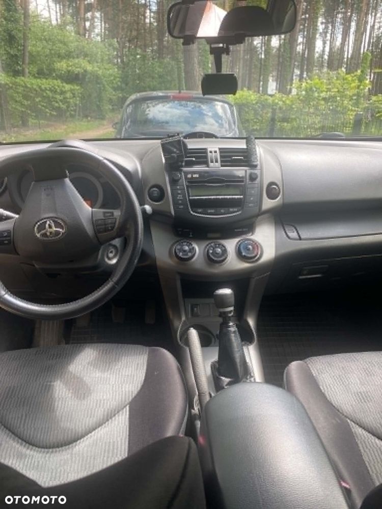 Toyota RAV4 2.2 D-4D Luna - 4