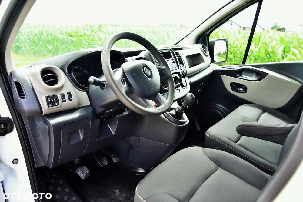 Renault TRAFIC - 19