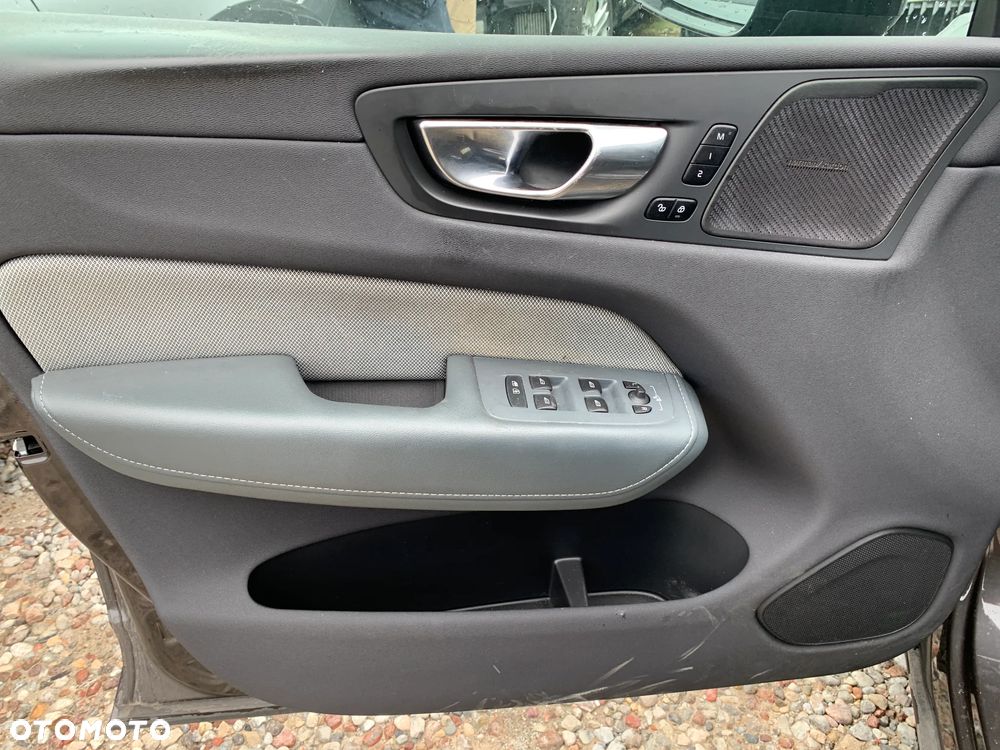 Volvo XC 60 B6 B AWD Geartronic Inscription - 13