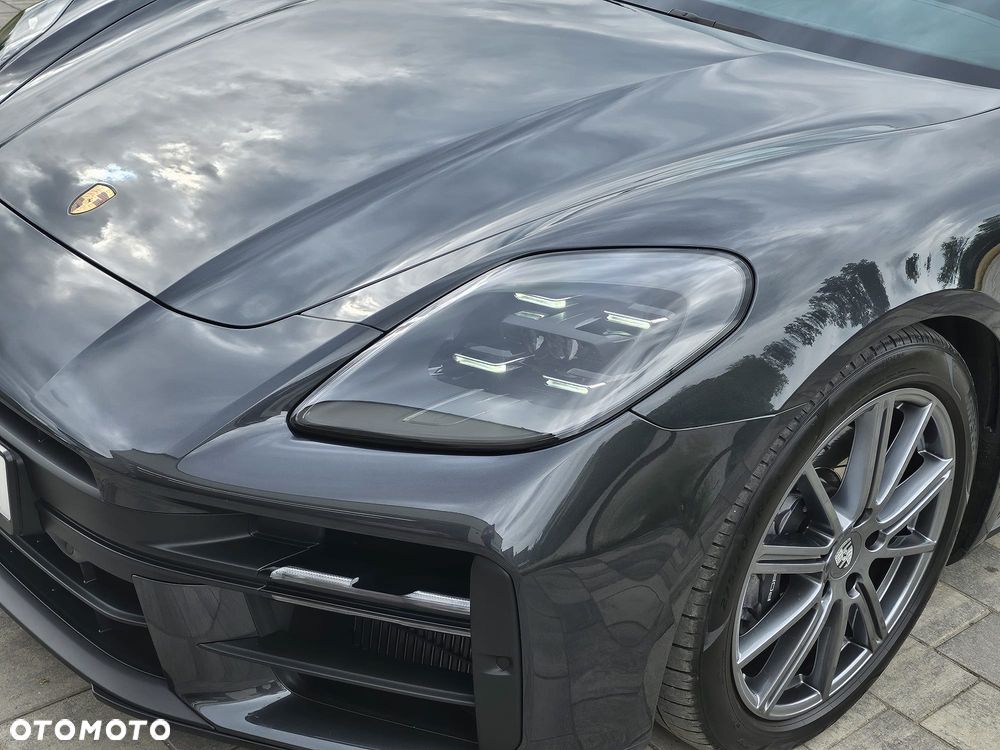Porsche Panamera - 12