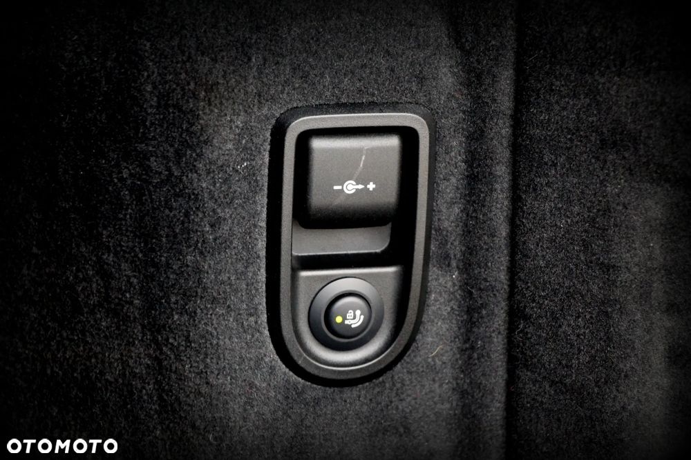 BMW Seria 5 530e xDrive M Sport sport - 27