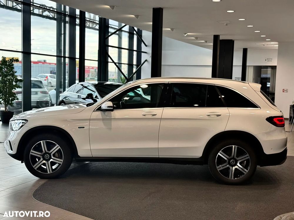 Mercedes-Benz GLC 300 e 4Matic 9G-TRONIC - 5