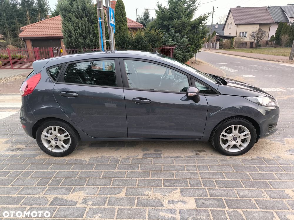 Ford Fiesta - 12