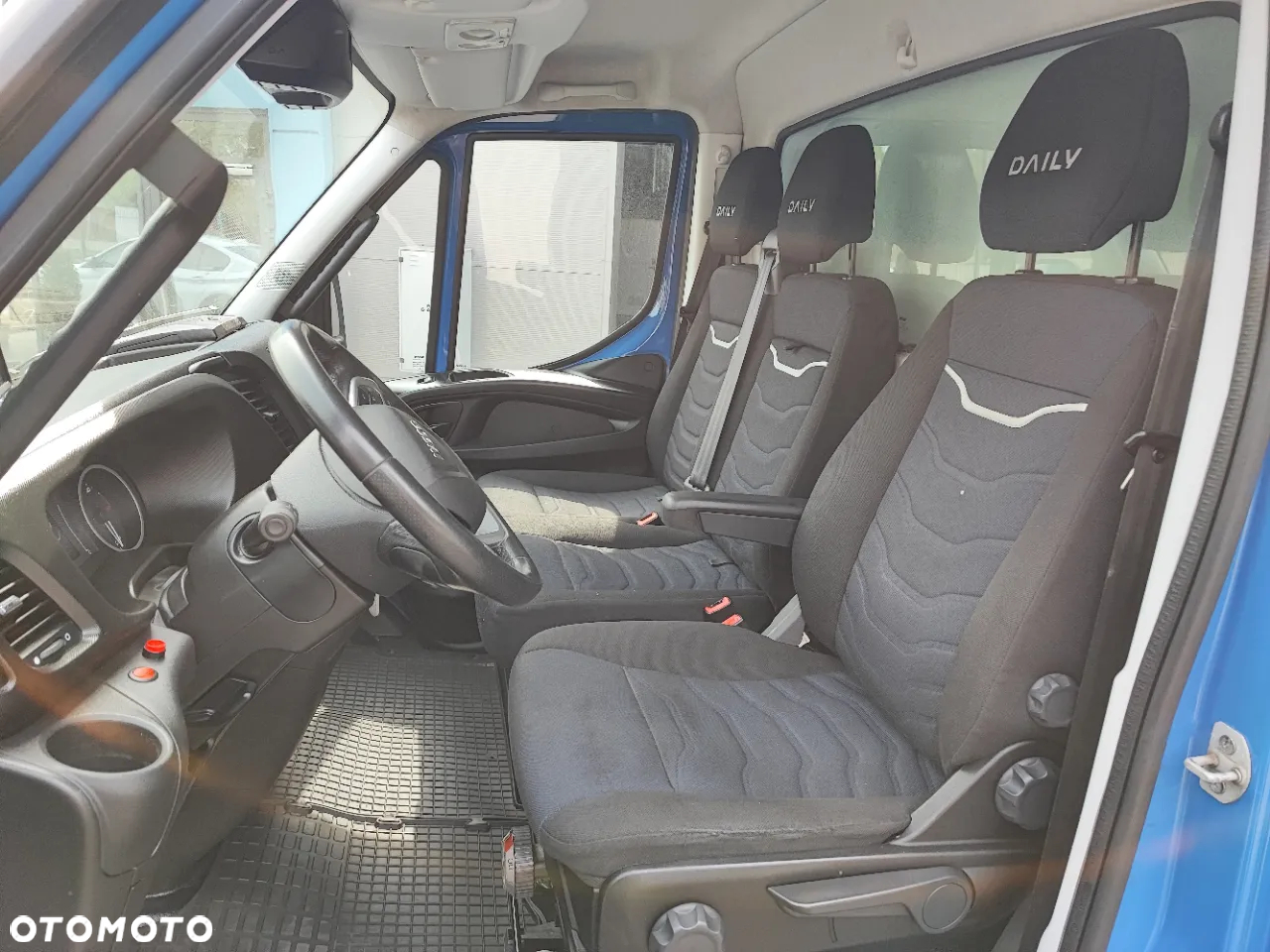 Iveco DAILY - 7