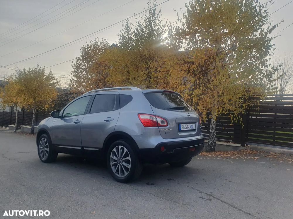 Nissan Qashqai 2.0 DCI 4 x 4 DPF tekna - 3