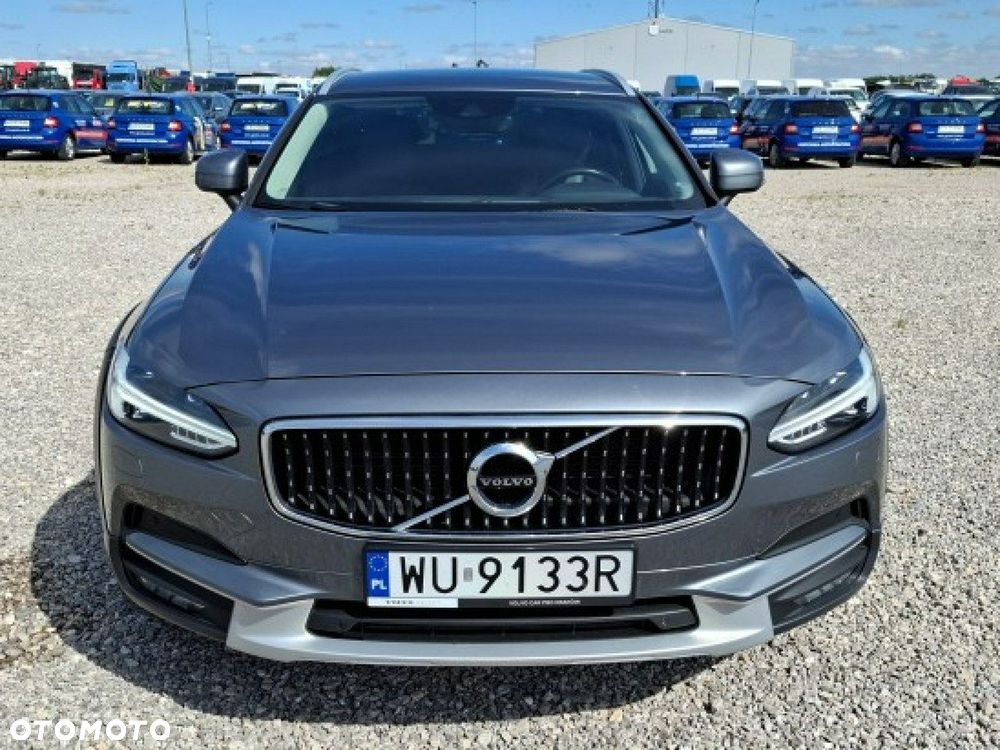 Volvo V90 - 2