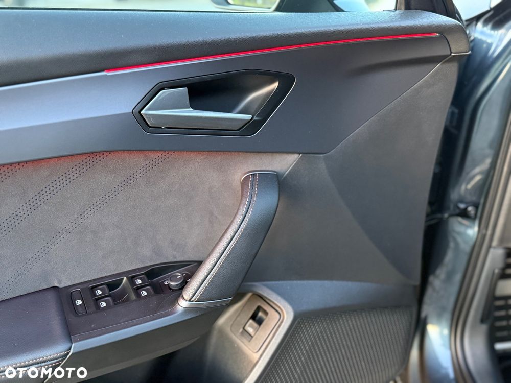 Cupra Formentor 2.0 TSI 4Drive DSG VZ Black Edition - 26