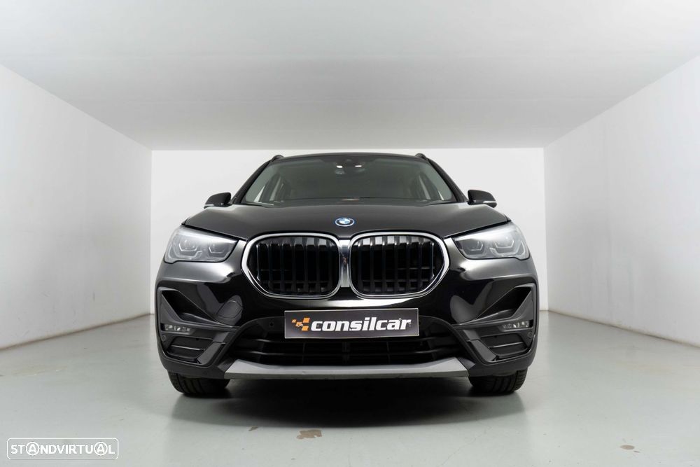 BMW X1 25 e xDrive Corporate Edition - 3