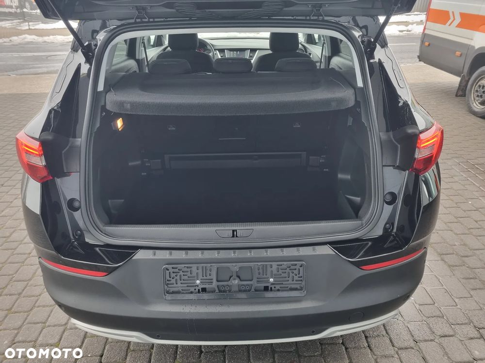 Opel Grandland X 1.2 Start/Stop Edition - 31