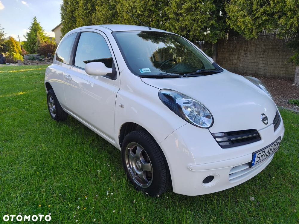 Nissan Micra - 2