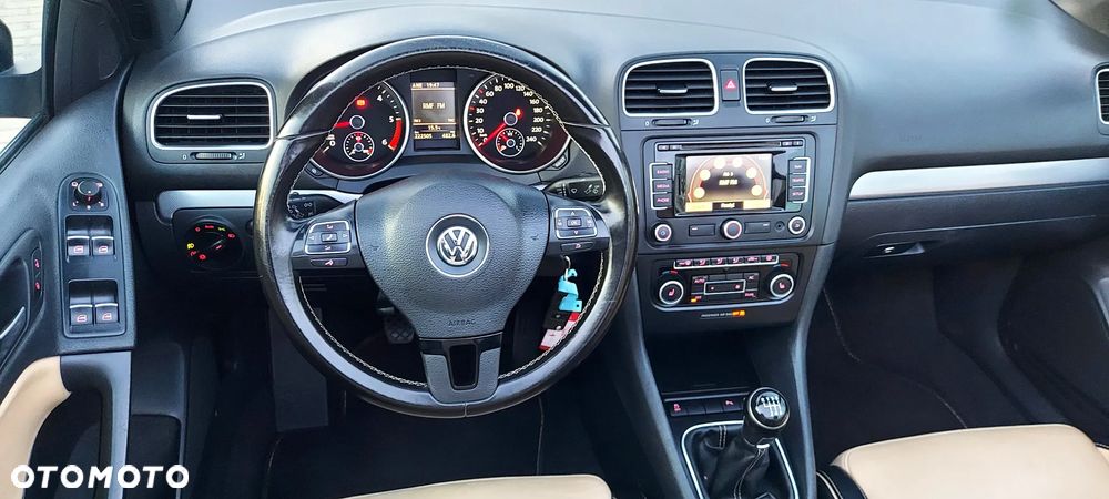 Volkswagen Golf 2.0 TDI Highline - 39