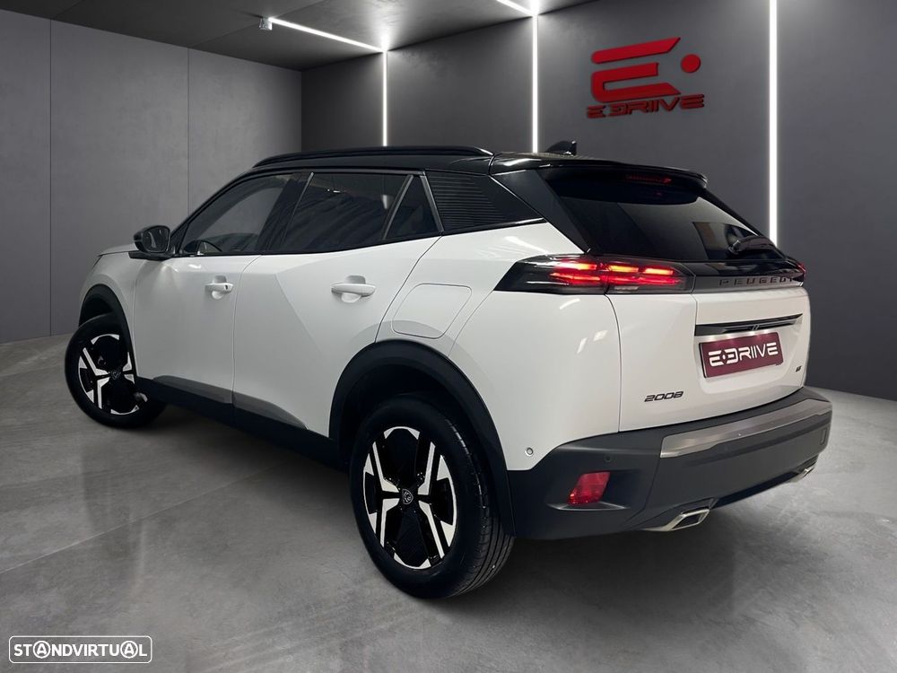 Peugeot 2008 1.2 PureTech GT Line EAT8 - 4