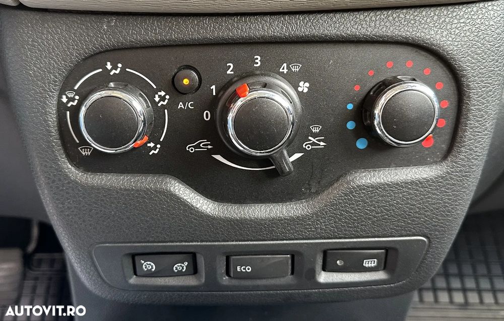 Dacia Lodgy - 25