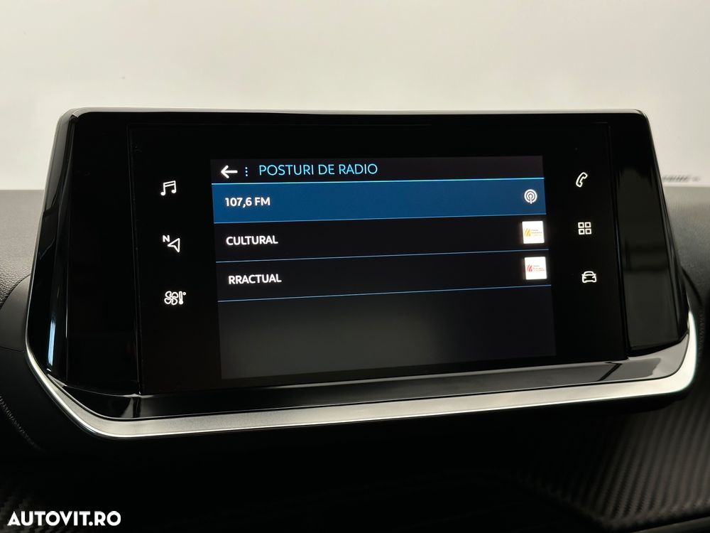 Peugeot 2008 PureTech 130 EAT8 Active - 20