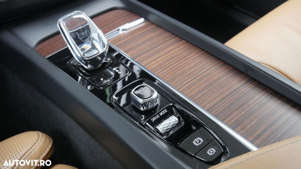 Volvo XC 60 B4 D AWD Geartronic Inscription - 30