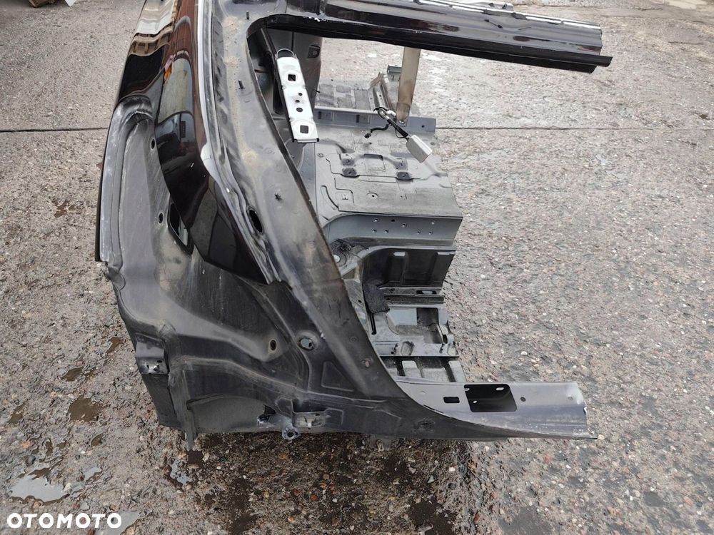 MERCEDES W222 TYLNY LEWY BŁOTNIK ĆWIARTKA LONG 897 - 3