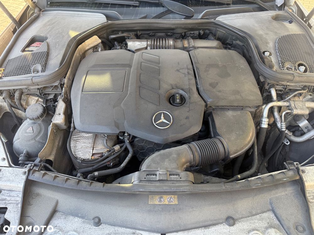 Mercedes-Benz Klasa E 200 d 9G-TRONIC Exclusive - 10