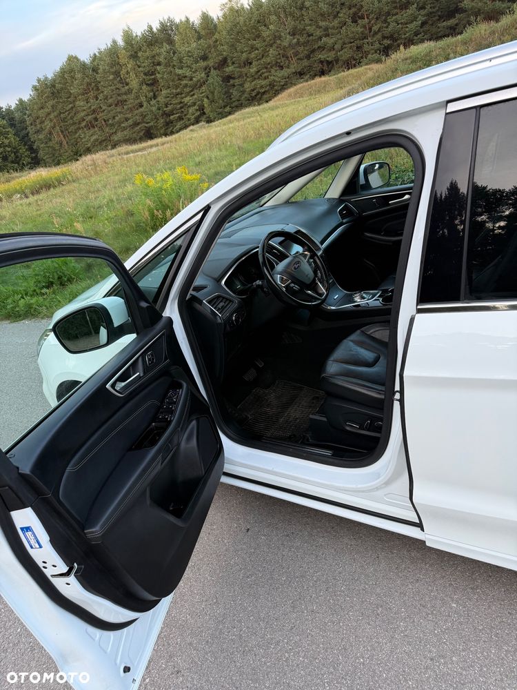 Ford S-Max - 18
