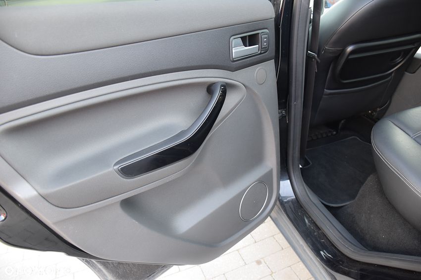 Ford Kuga 2.0 TDCi 4x4 Individual - 35