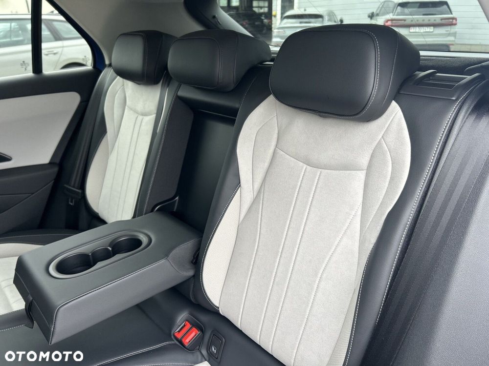 Volkswagen T-Roc 1.5 TSI Style DSG - 23
