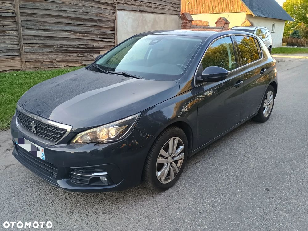 Peugeot 308 - 1