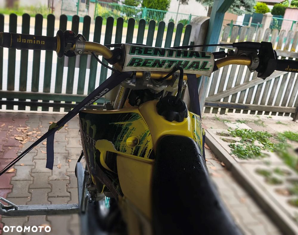 Suzuki RM - 9
