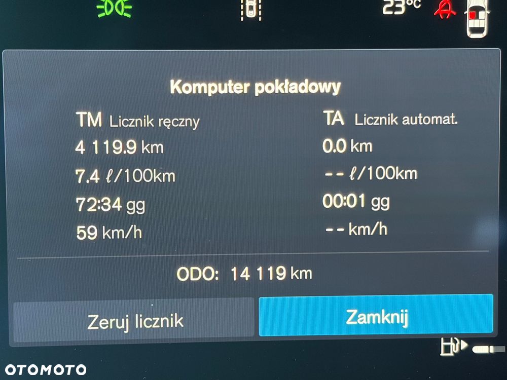 Volvo XC 40 B3 B DKG Plus Black Edition - 25