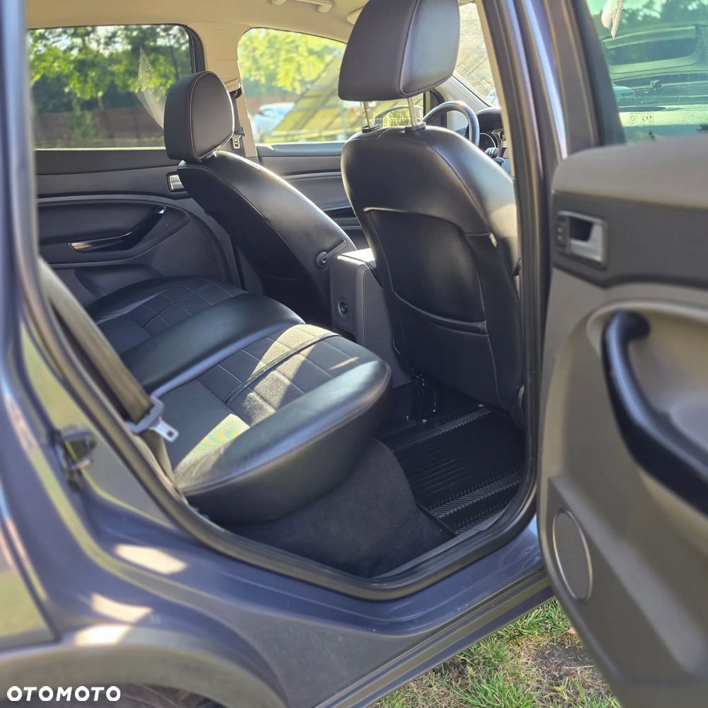 Ford Kuga 2.0 TDCi 4x4 Titanium - 14