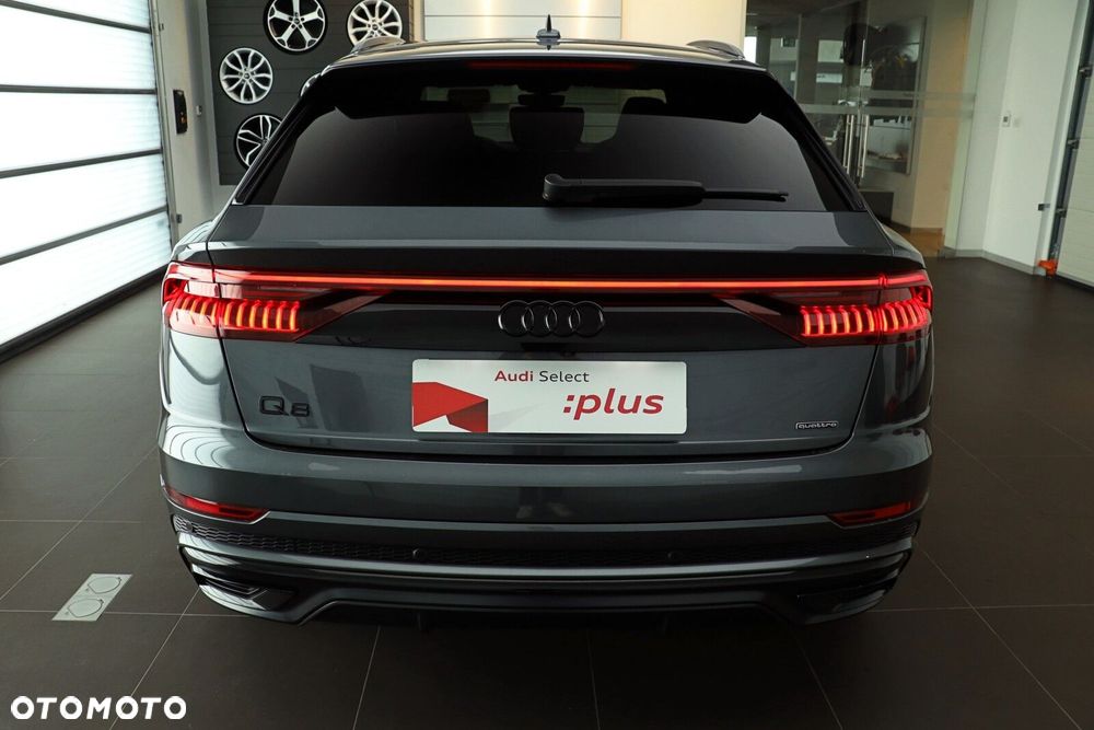 Audi Q8 - 6