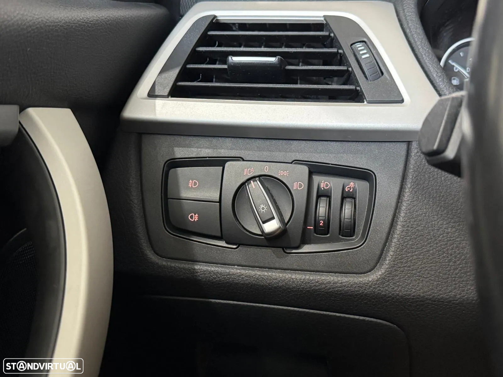 BMW 318 d Touring Pack M Auto - 31