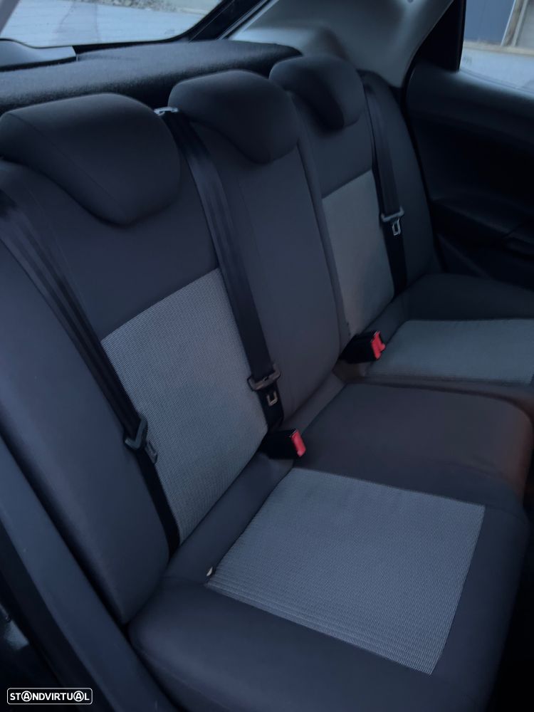 SEAT Ibiza 1.2 TDI CR Ecomotive Reference - 13