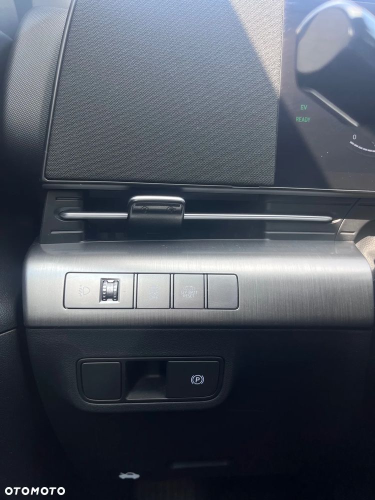 Hyundai Kona - 11