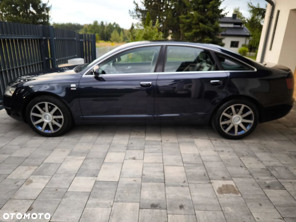 Audi A6 Limousine 2.4 - 3