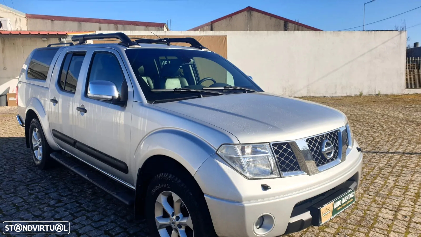 Nissan Navara Premium - 2