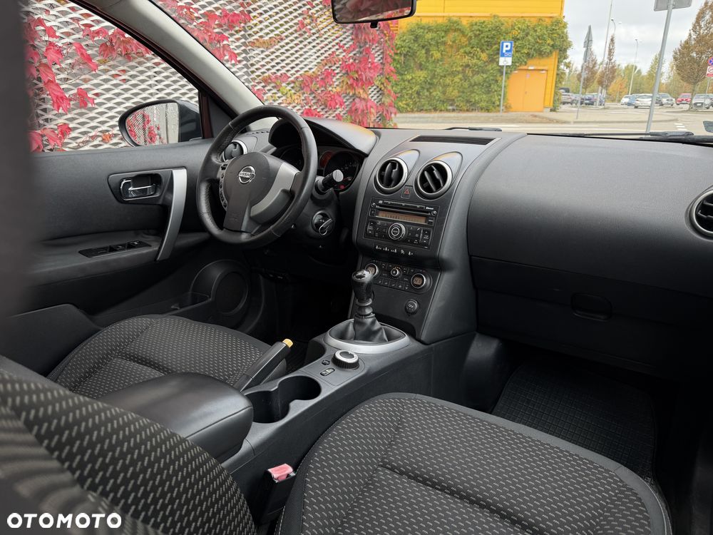 Nissan Qashqai - 17