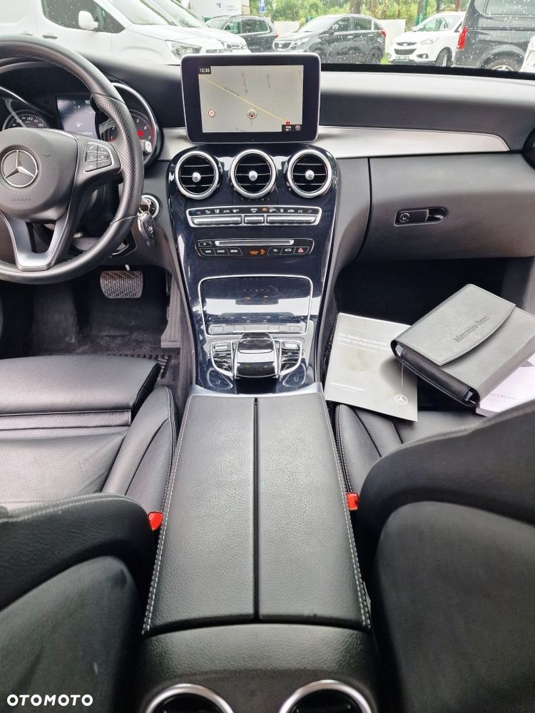 Mercedes-Benz Klasa C 350 e 7G-TRONIC - 37