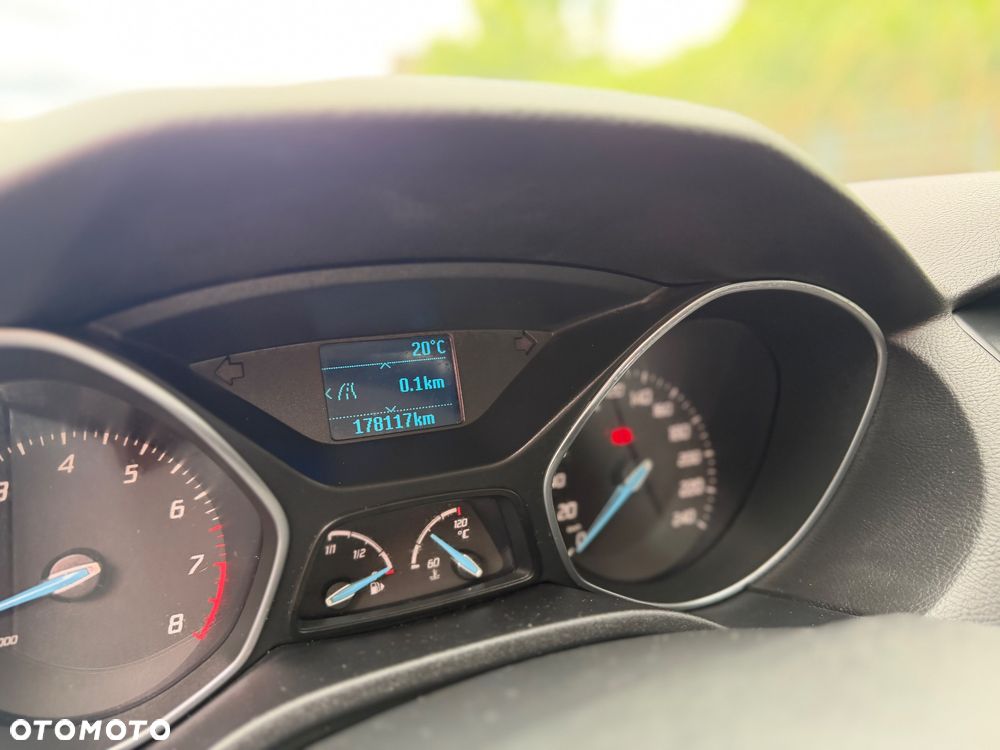 Ford Focus - 13