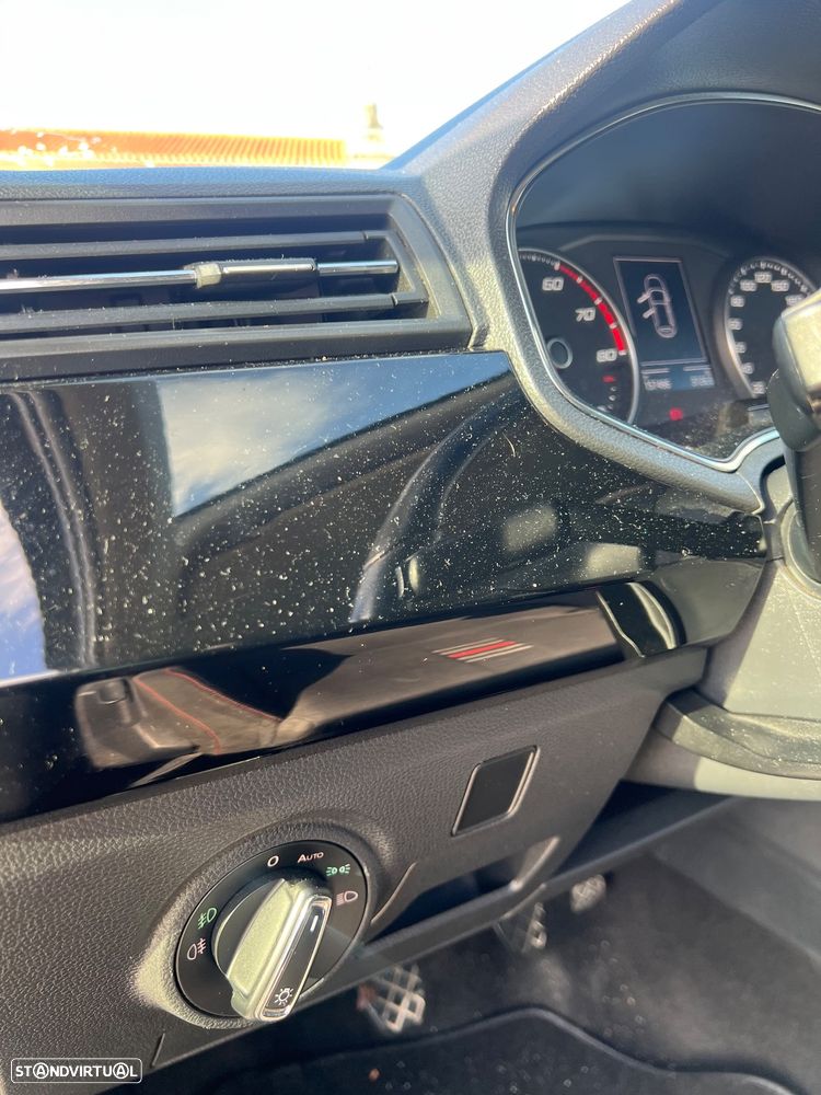 SEAT Ibiza 1.0 TSI S&S FR Pro Black Edition - 9