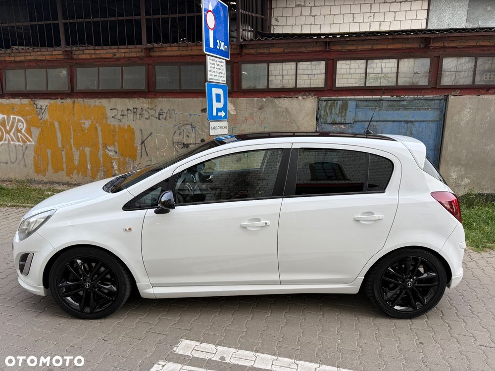 Opel Corsa 1.6 Turbo GSi - 2