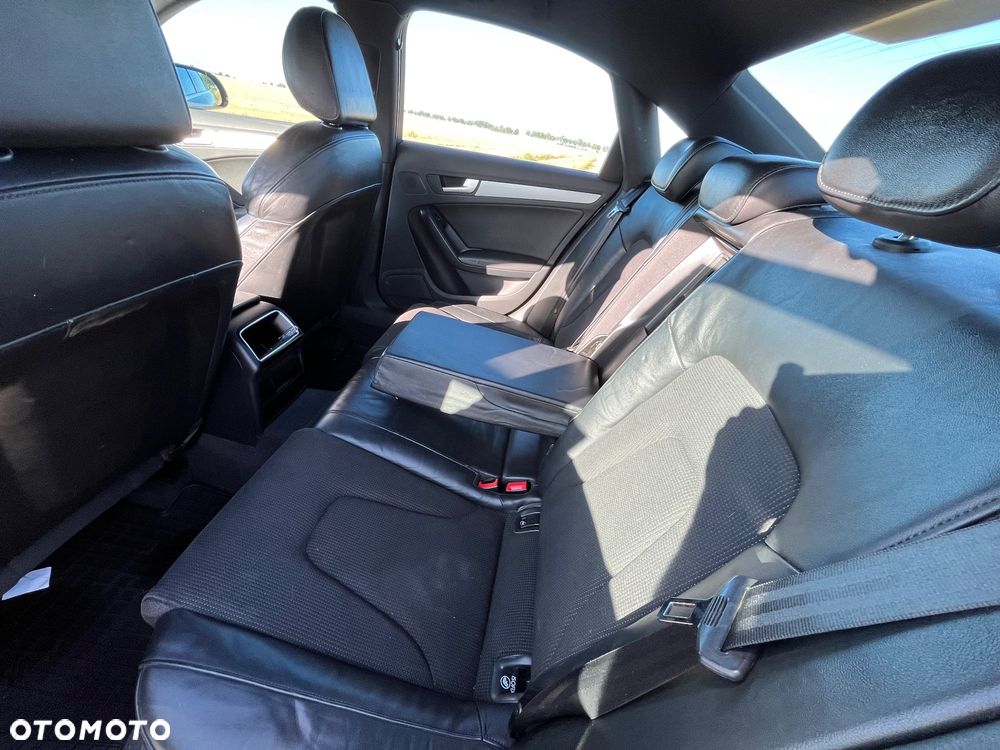 Audi A4 Limousine 2.0 TDI - 14