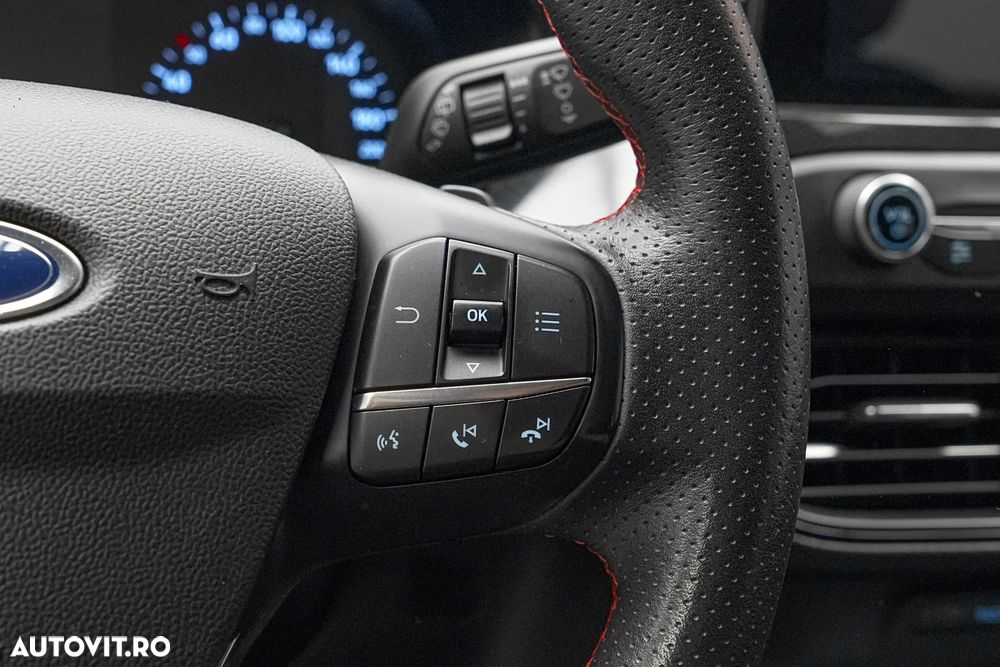Ford Focus 1.5 EcoBoost ST-Line - 21