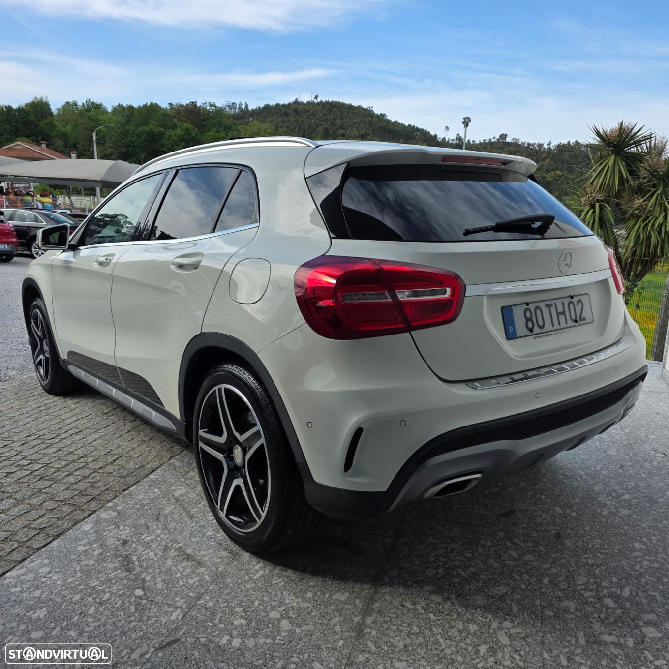 Mercedes-Benz GLA 220 d AMG Line - 3
