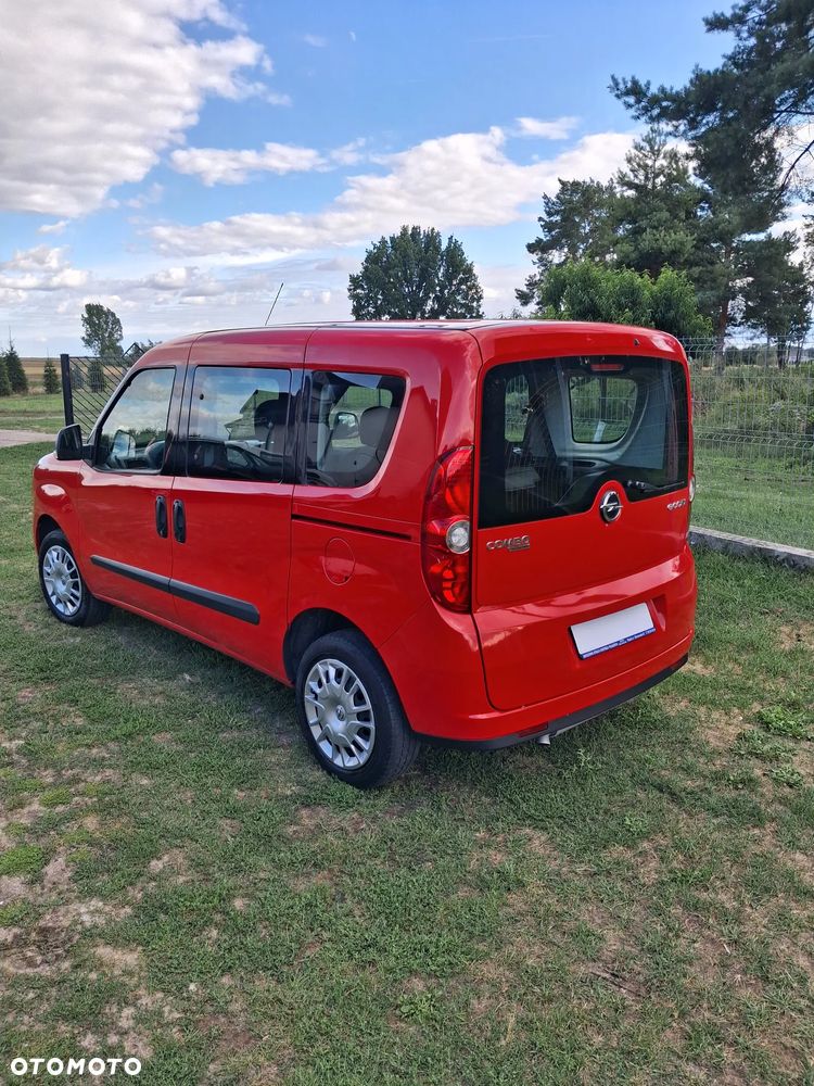 Opel Combo 1.4 T Enjoy Eu6 - 10