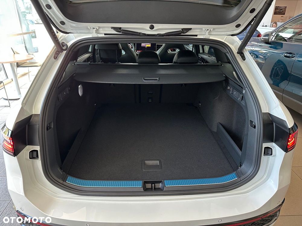 Volkswagen Passat - 6