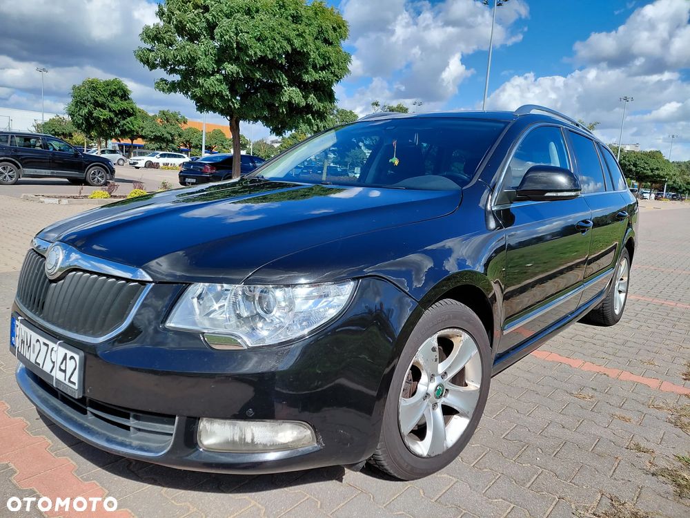 Skoda Superb 2.0 TDI Comfort DSG - 2