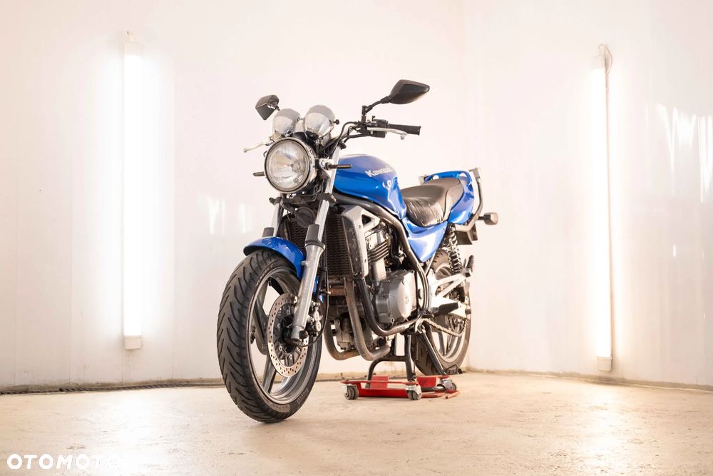 Kawasaki ER - 1