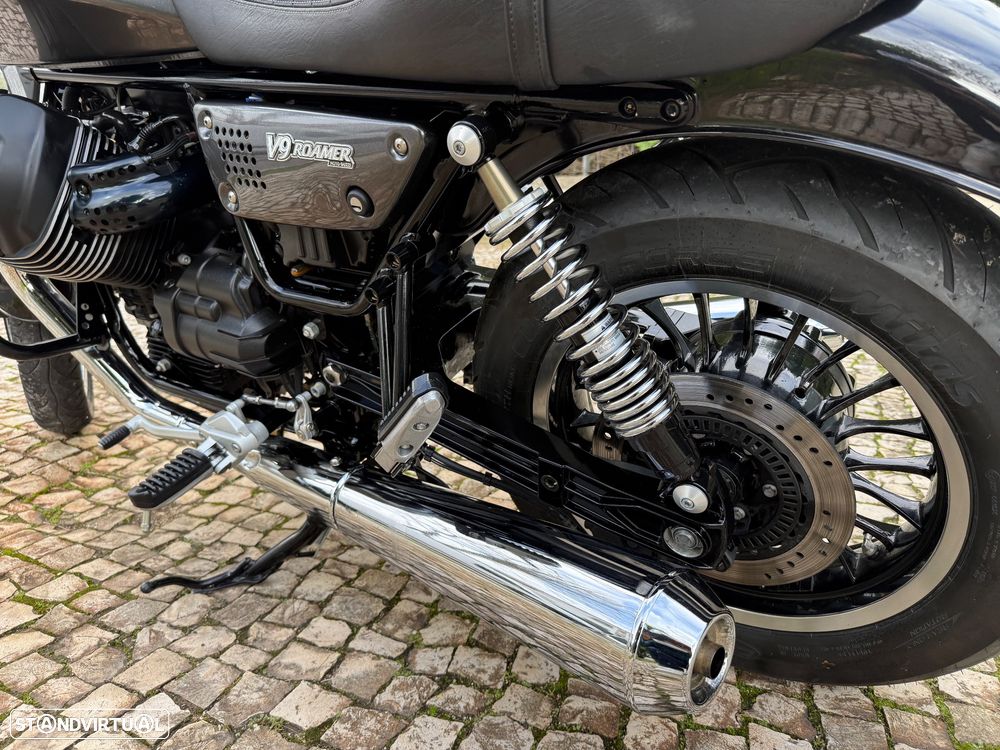 Moto Guzzi V9 Roamer - 14